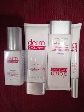 White Facial Cleanser – Gentle Cleansing for Normal Skin